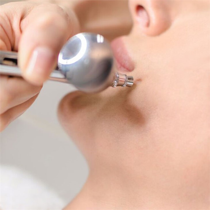 چہرے کی آکسیجن مشین